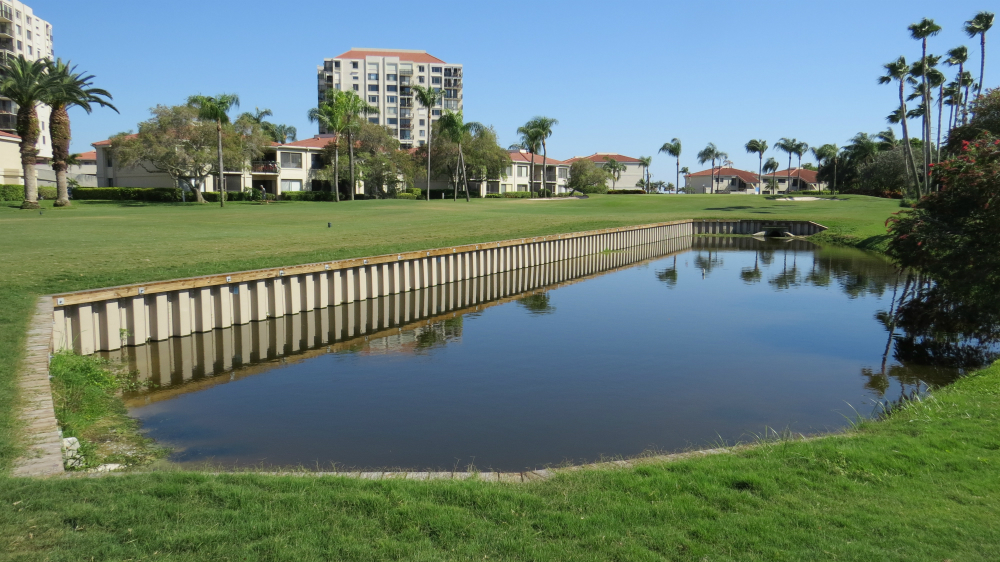 Isla del Sol Vinyl Lakewall