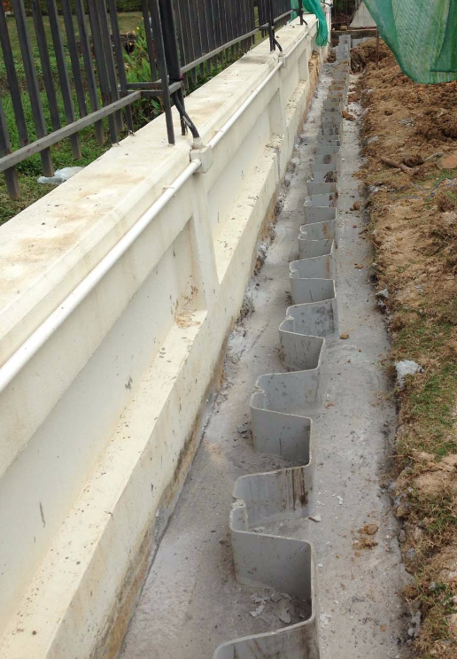 esp-sheet-piling-foundation-laid-chaing-mai-flood-protection-project