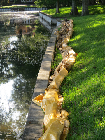crumbling transite wall with sinkholes - orlando florida