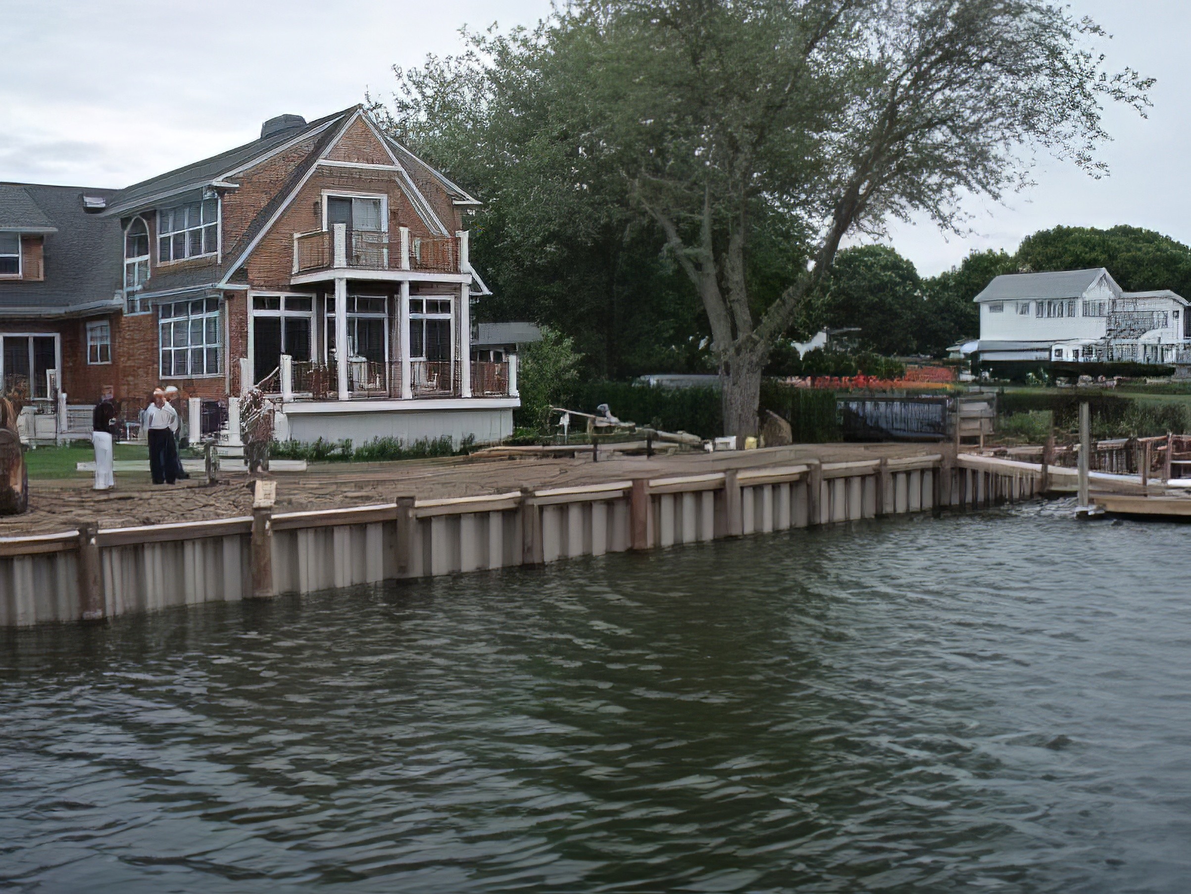 lake house lakewall