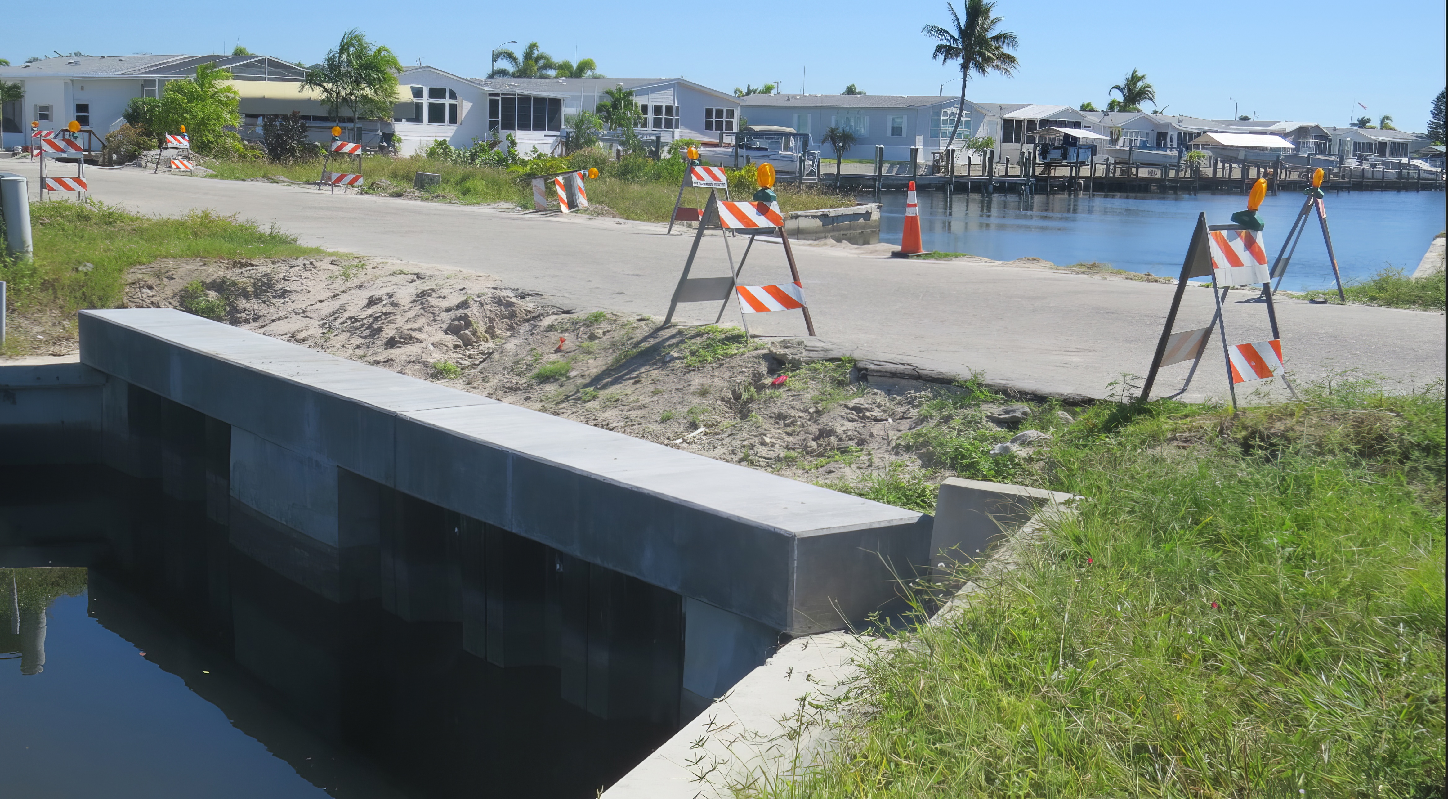 Composite-sheet-piling-south-florida-canal